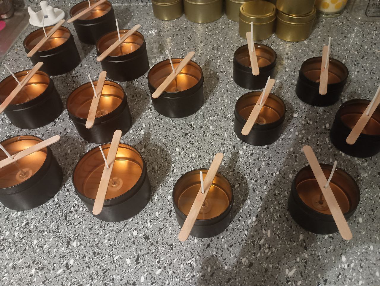 Candle Wick Types: Cotton, Wooden, Braided, Core Wicks & How They Affect Burn Performance